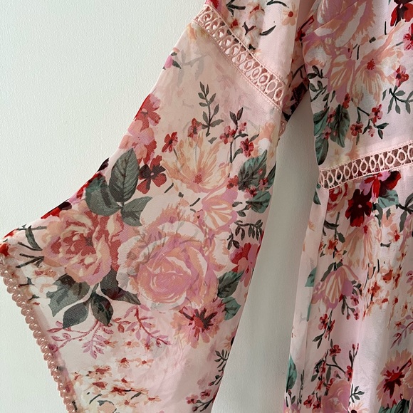 Live 4 Truth Floral Beach Tunic - Picture 3 of 5